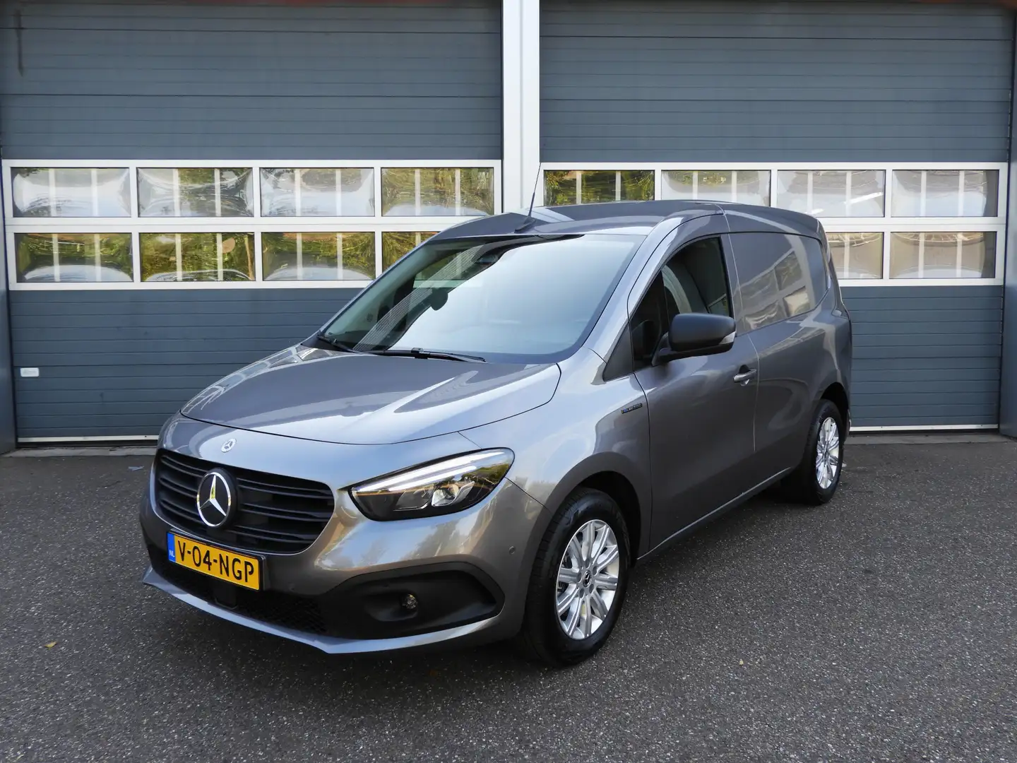 Mercedes-Benz Citan eCitan 112 Select L1 51 kWh Grijs - 1