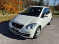 Mercedes-Benz A 160 A 160 CDI DPF BlueEFFICIENCY Klima SHZ Weiß - thumbnail 1