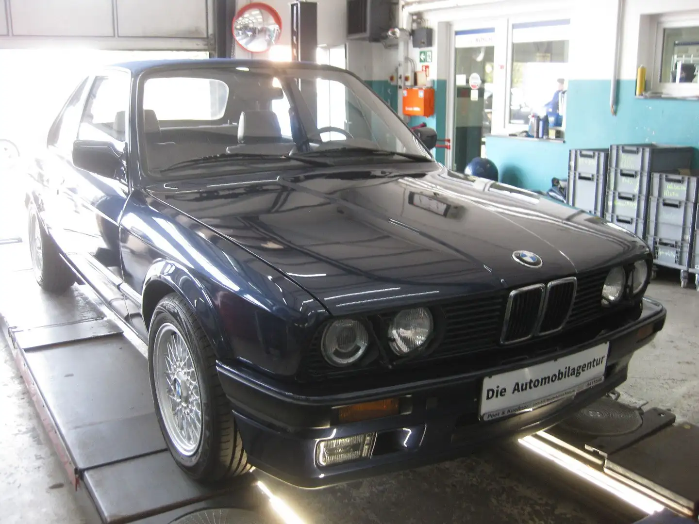 BMW 320 i Baur Cabrio Classic Data 2+ Blue - 1