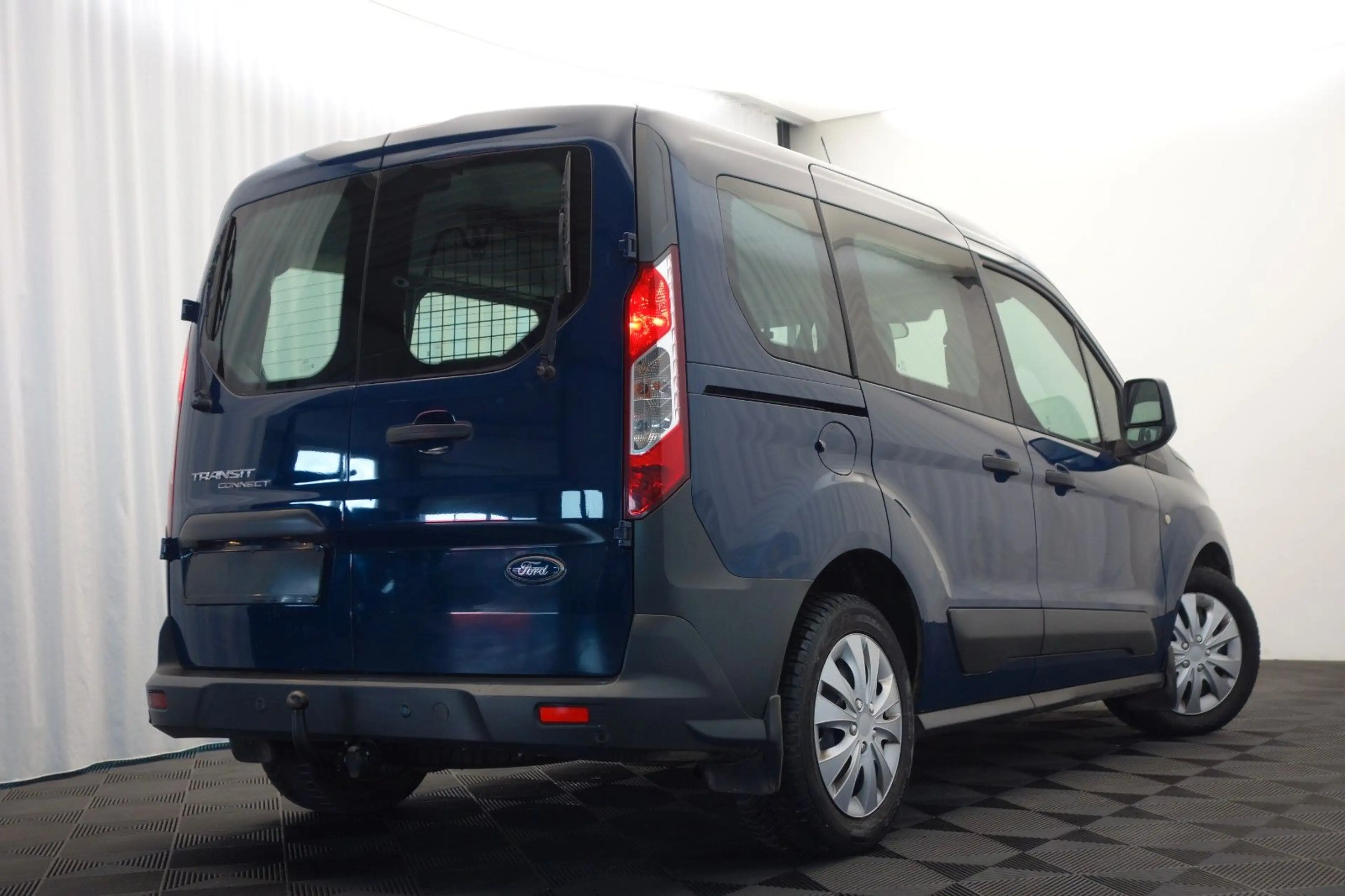 Ford Transit Connect Kombi *16.000 km, 5-Sitze, AHK*