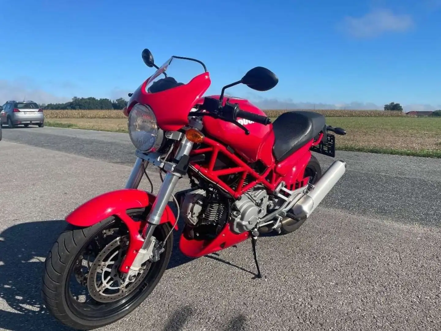 Ducati Monster 620 Червоний - 1