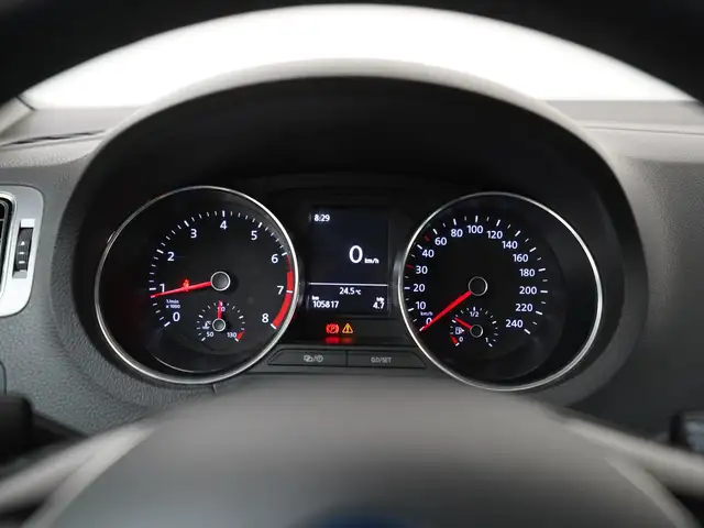 Volkswagen Polo view 8