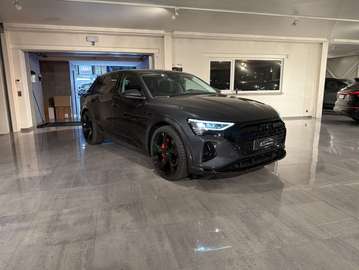 340PK QUATTRO * FULL BLACK PACK * CAR PLAY * LEDER