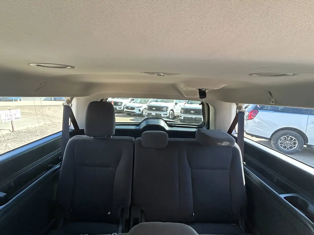 Ford Expedition снимка Ford Expedition