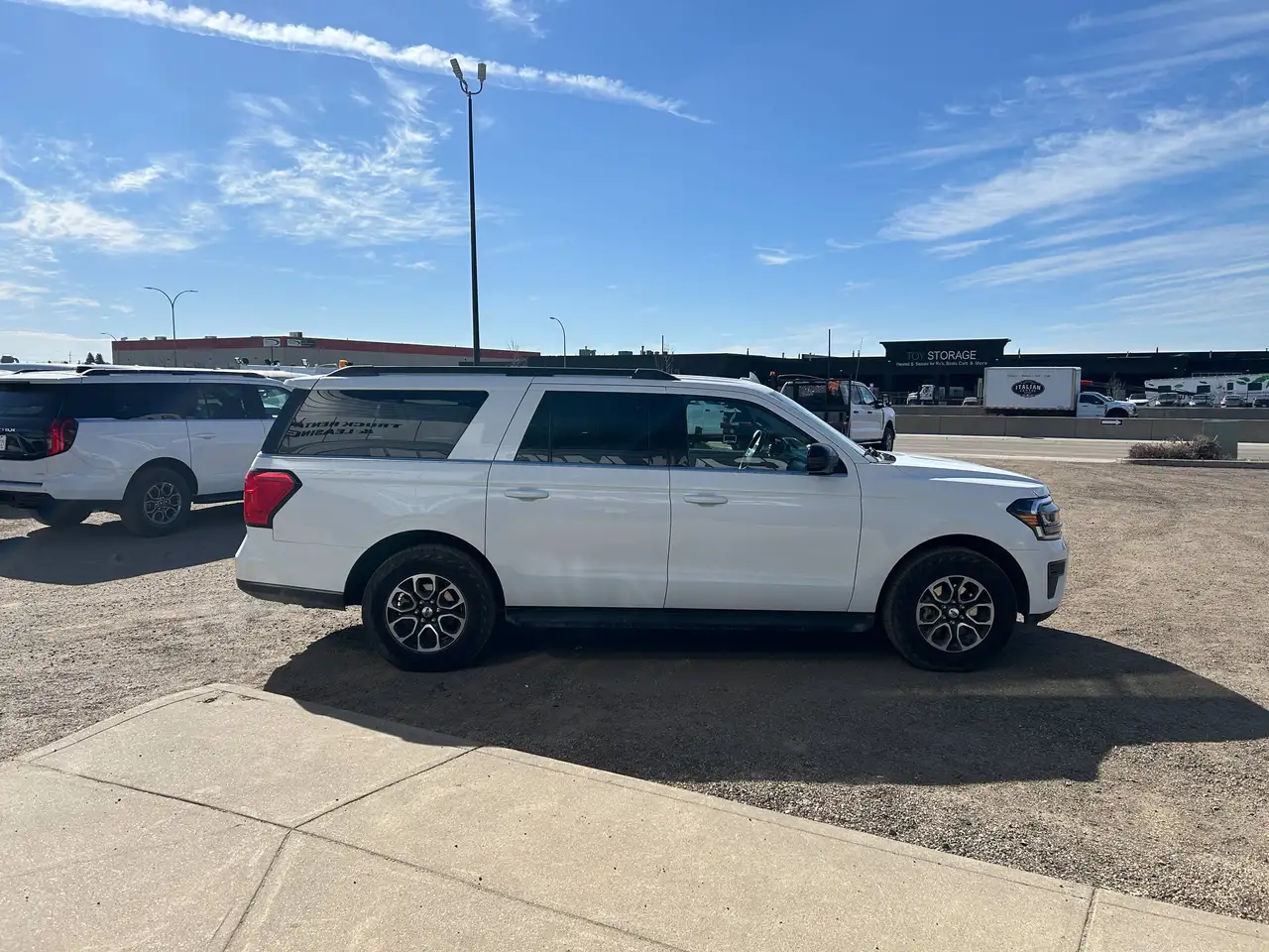 Ford Expedition снимка Ford Expedition