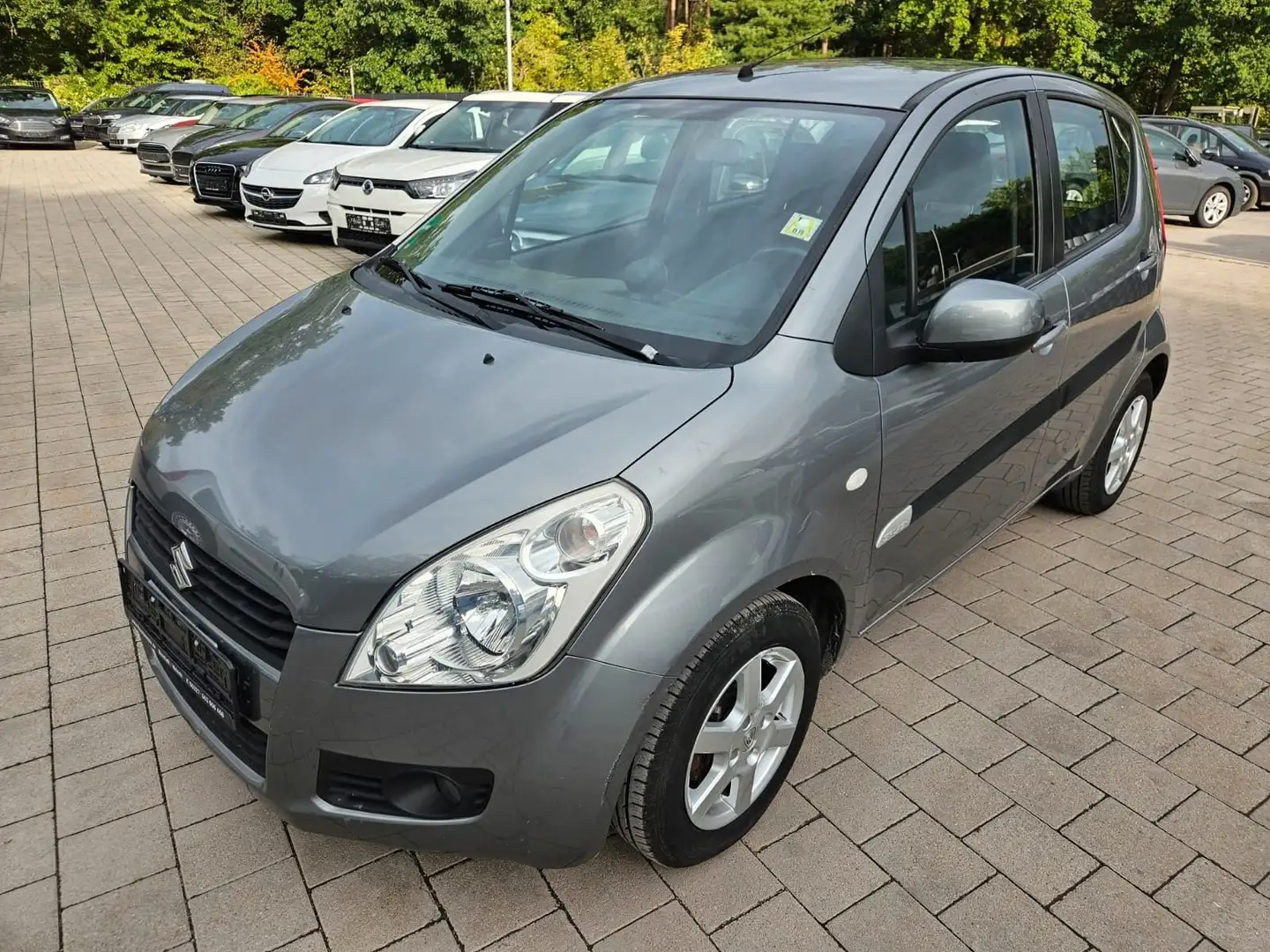 Suzuki Splash Club Grau - 2