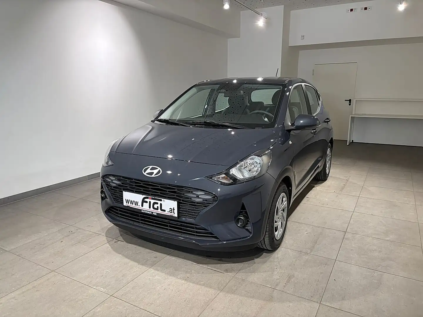Hyundai i10 1,0 Jubilé Grau - 1