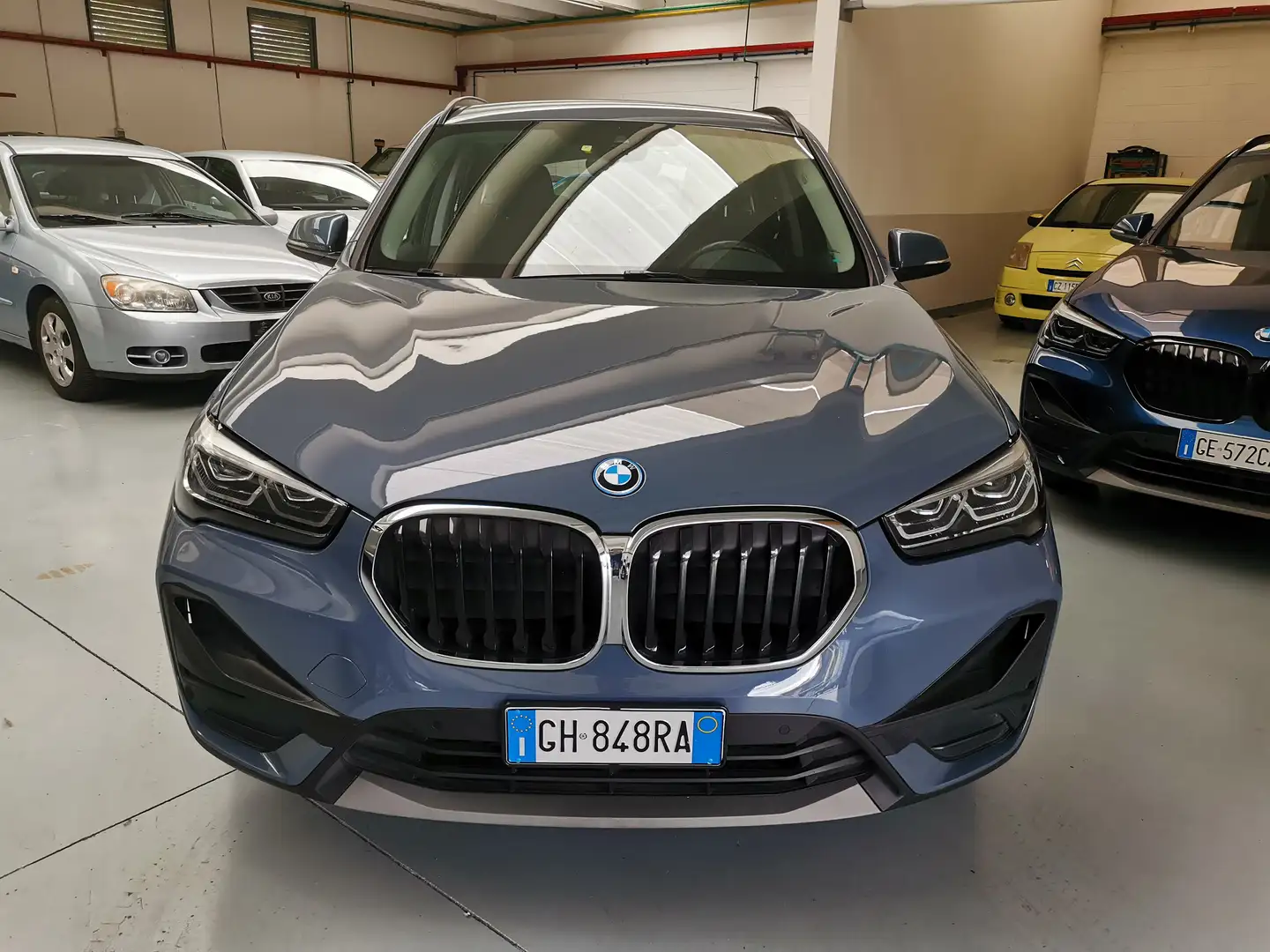 BMW X1 X1 xdrive25e Business Advantage auto Grau - 2