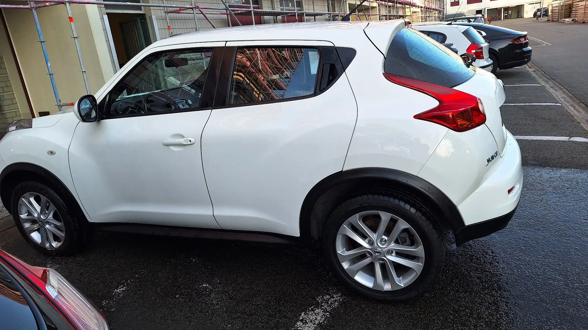 Nissan Juke 1.6 n-tec - 1