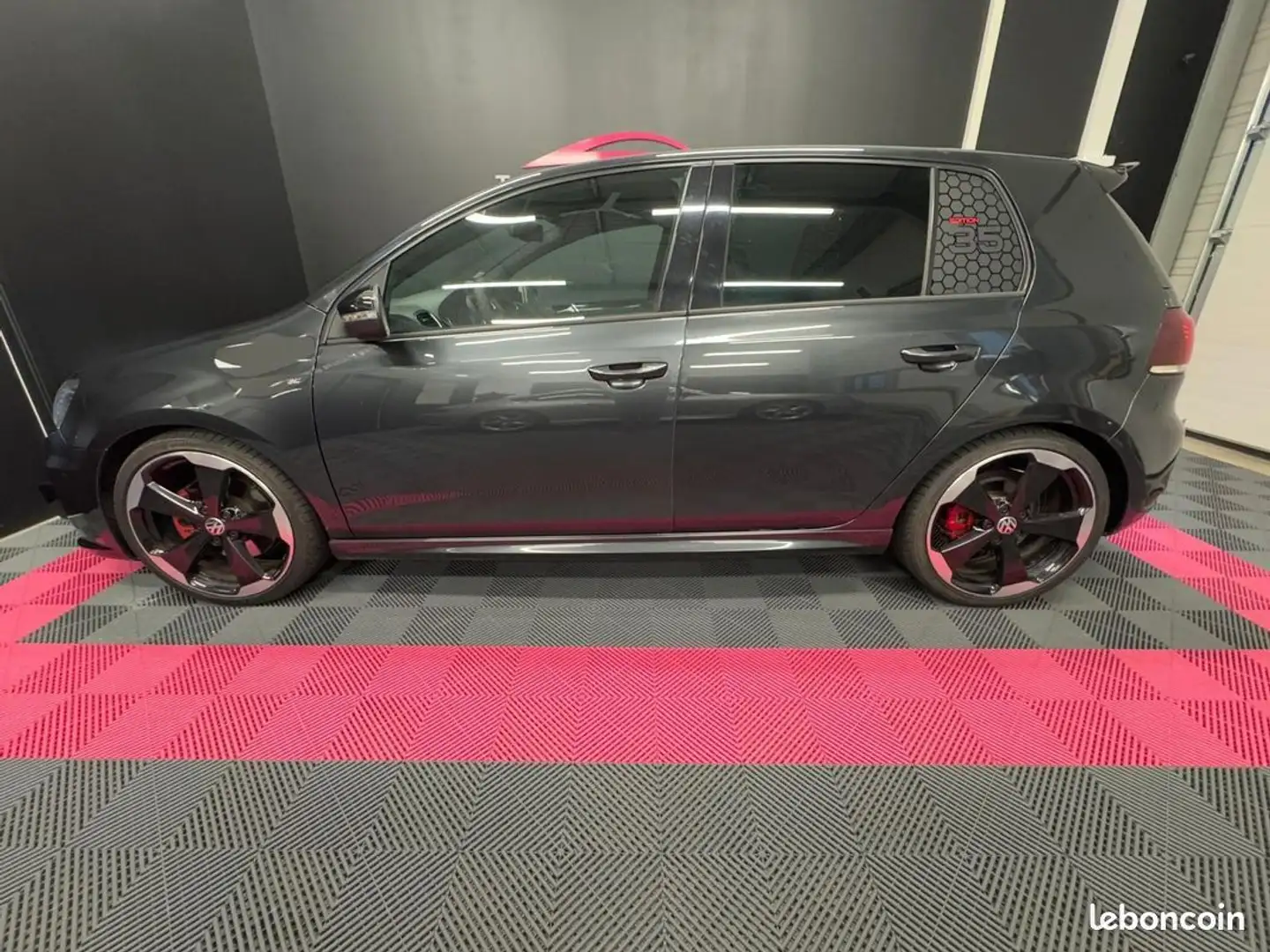 Volkswagen Golf GTI 2.0L TSI 235ch Edition 35 RÉVISION À JOUR Noir - 2