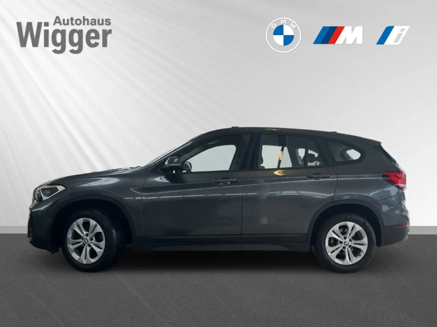 BMW X1 sDrive20d Advantage/AHK/Navigation/LED/SHZ Grau - 2
