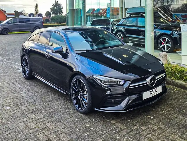 Mercedes-Benz CLA 35 AMG Shooting Full/Bucket/Burmester/360/Pano/Garantie