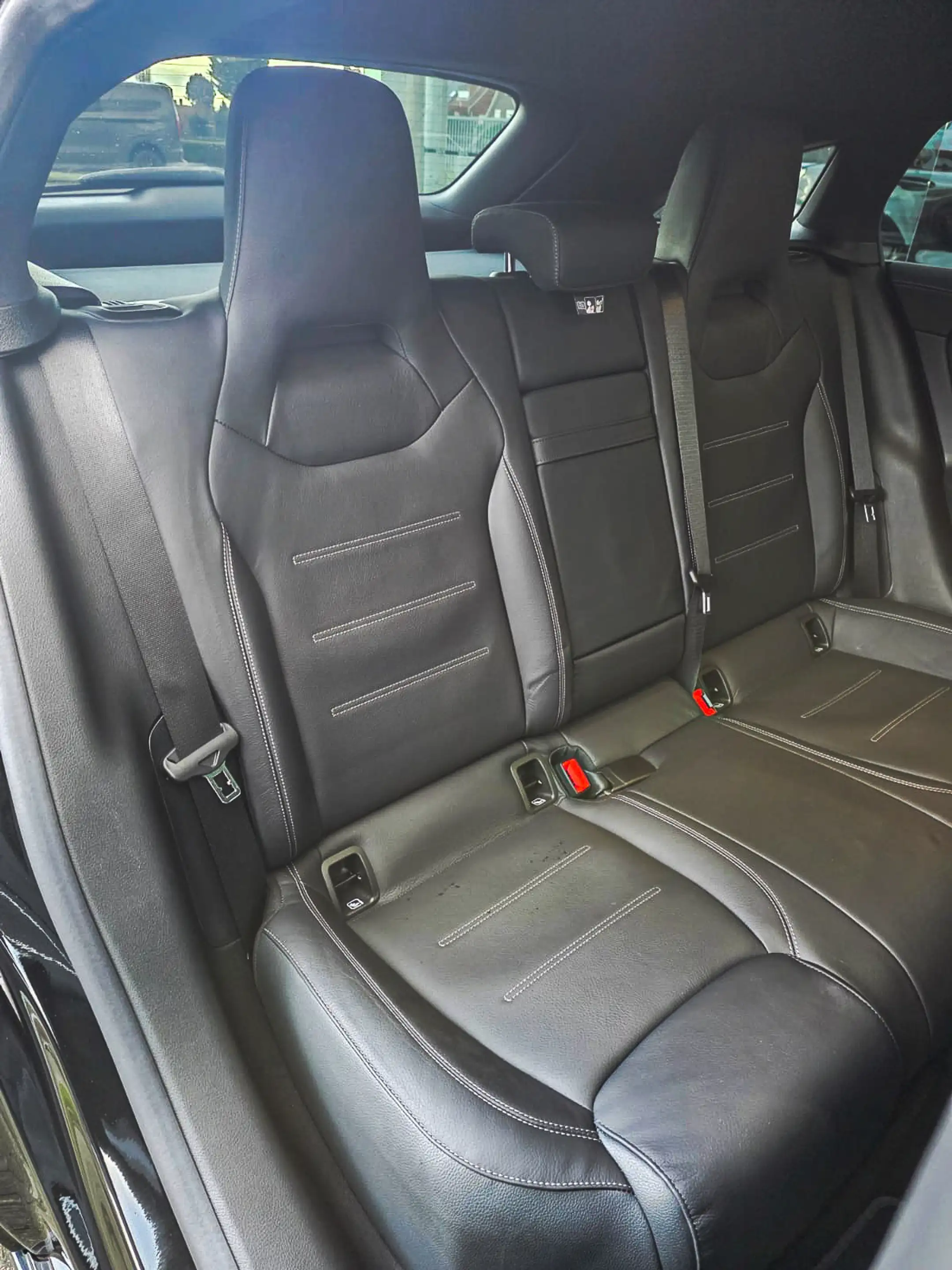 Mercedes-Benz CLA 35 AMG Shooting Full/Bucket/Burmester/360/Pano/Garantie — photo 15