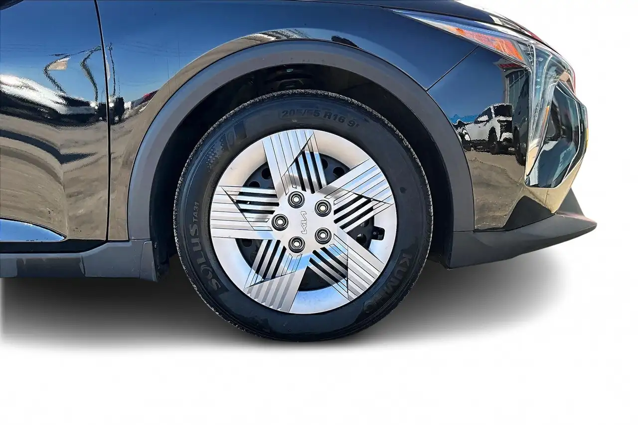 Kia K4 снимка Kia K4
