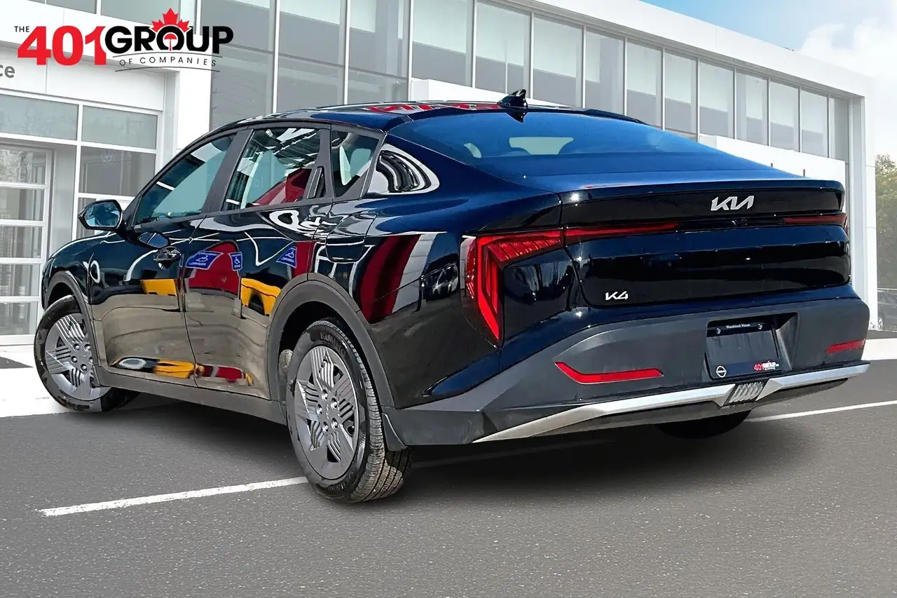 Kia K4 снимка Kia K4
