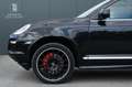 Porsche Cayenne Cayenne Turbo*SportDesign*Schiebedach*AHK*1.Hand Noir - thumbnail 6