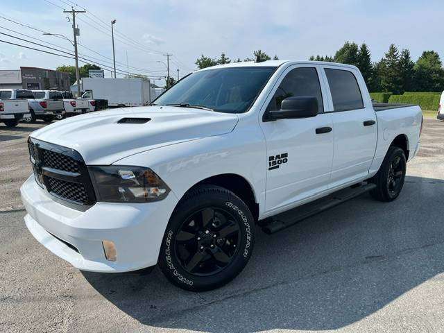 2023 RAM 1500 Express Crew Cab 4X4 V6 Siège Chauffant Démarreur