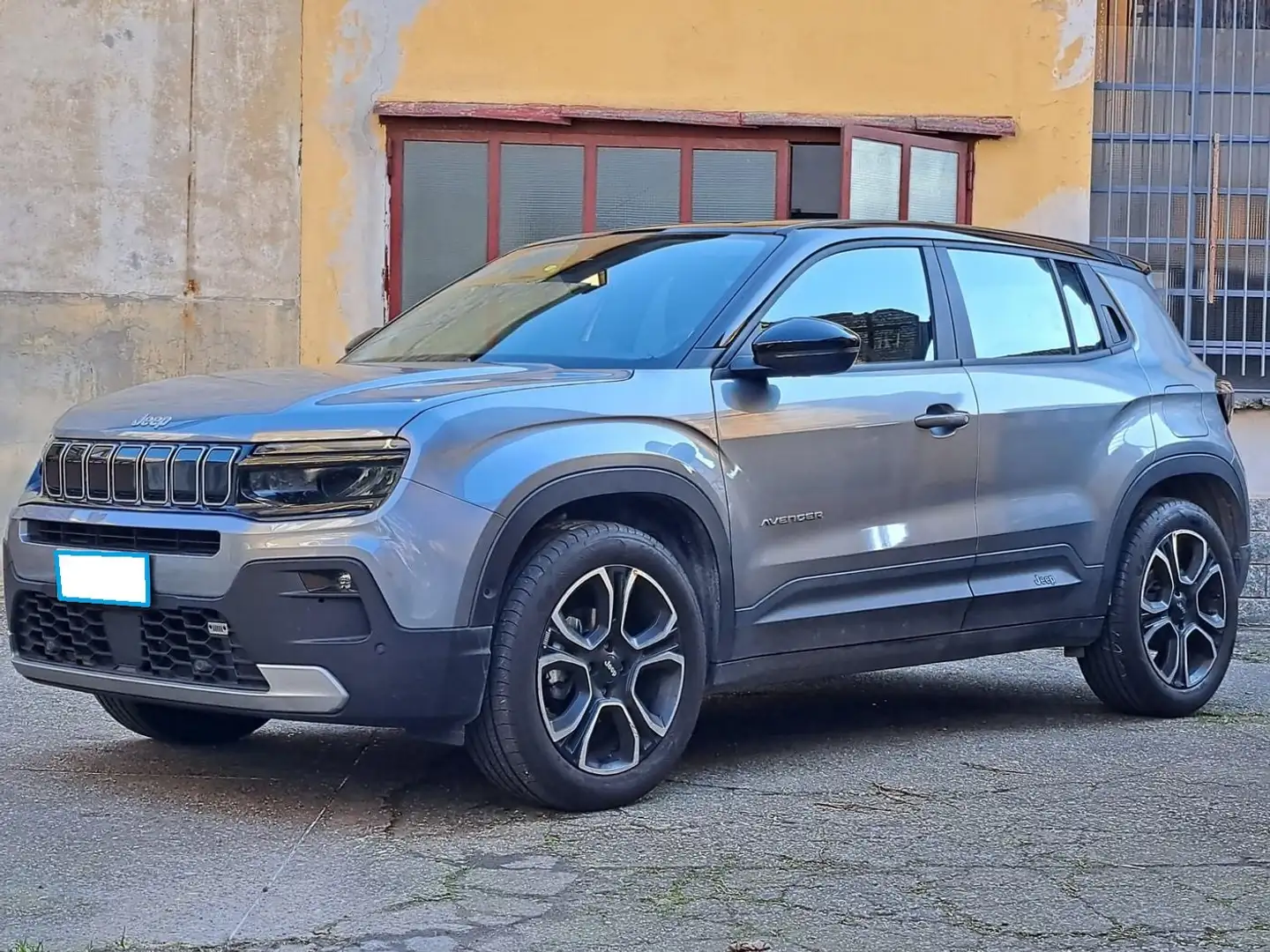 Jeep Avenger 1.2 turbo ALTITUDE FWD *PREZZO REALE* Grau - 2
