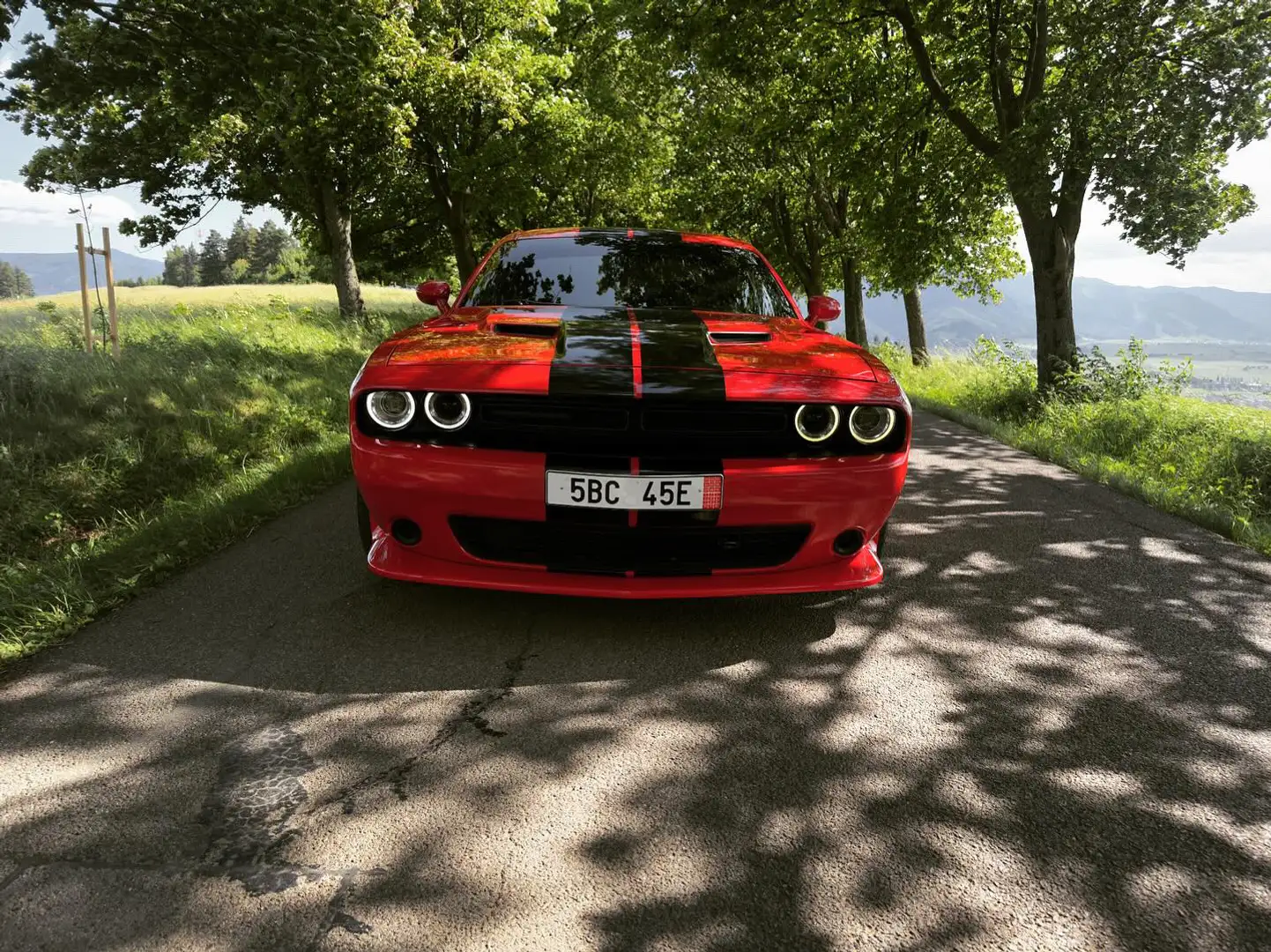 Dodge Challenger Automatik SXT Plus - 1