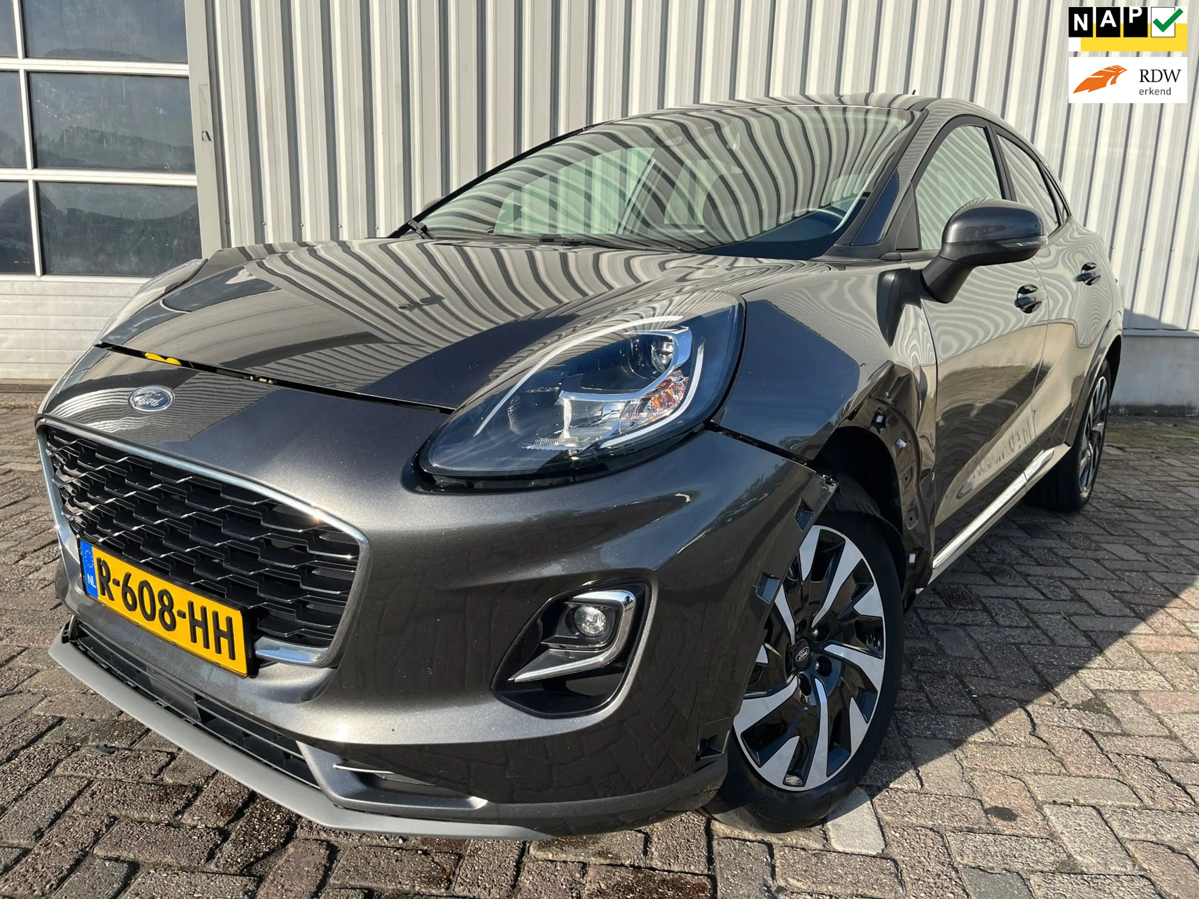 Ford Puma 1.0 EcoBoost Hybrid Titanium SCHADEAUTO!!
