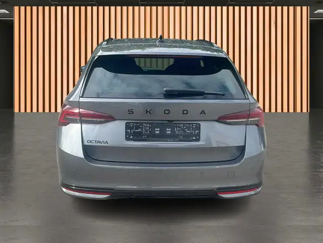 Skoda Octavia view 11