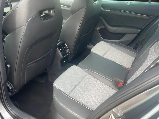Skoda Octavia view 9