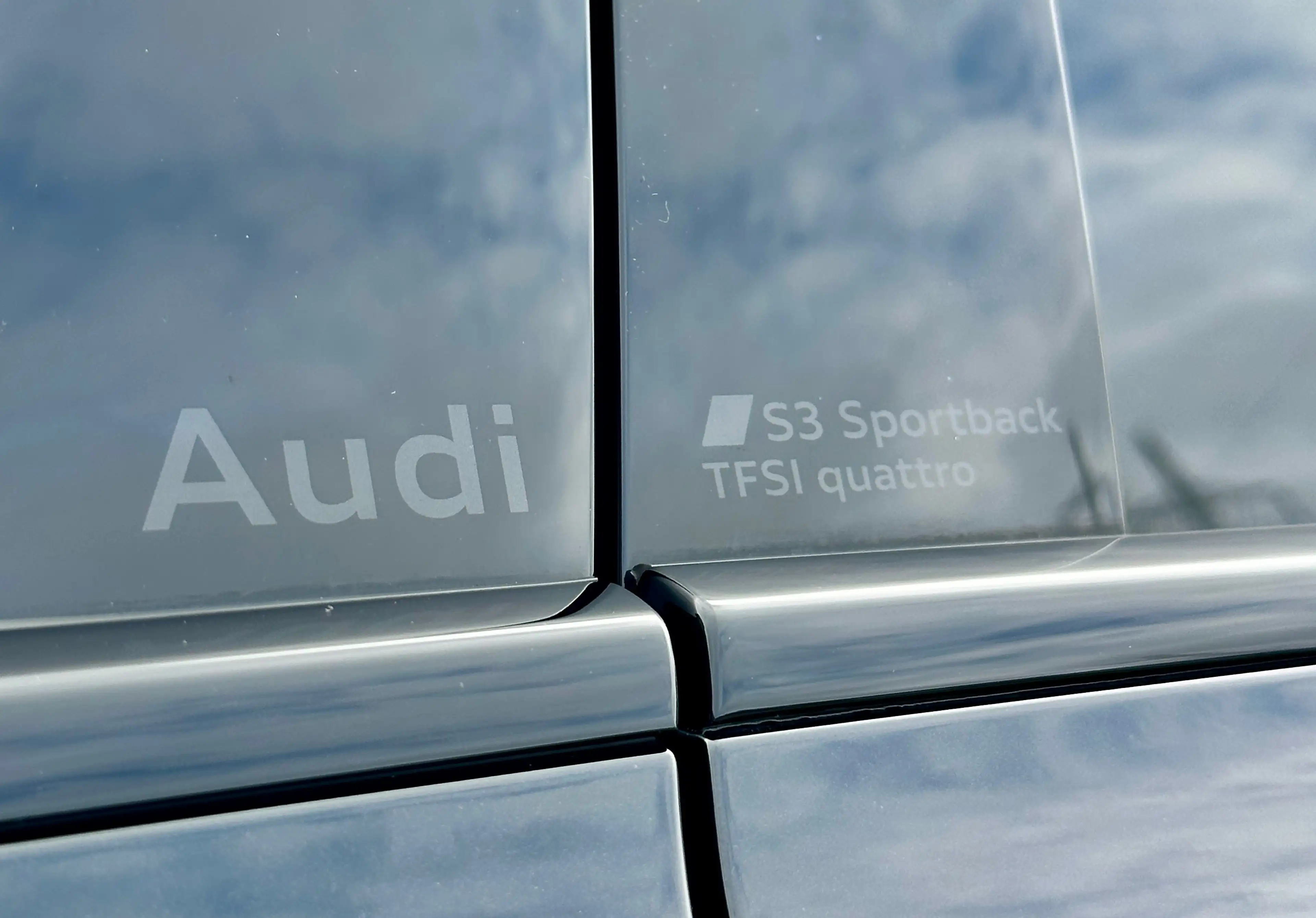 Audi S3 S3 Sportback 2.0TFSI Quattro PANO/SONOS/ACC/CAMERA/LED PRO/AMBILIGHT/BLACK/CARPLAY/VIRTUAL/KEYLESS/19" — photo 12