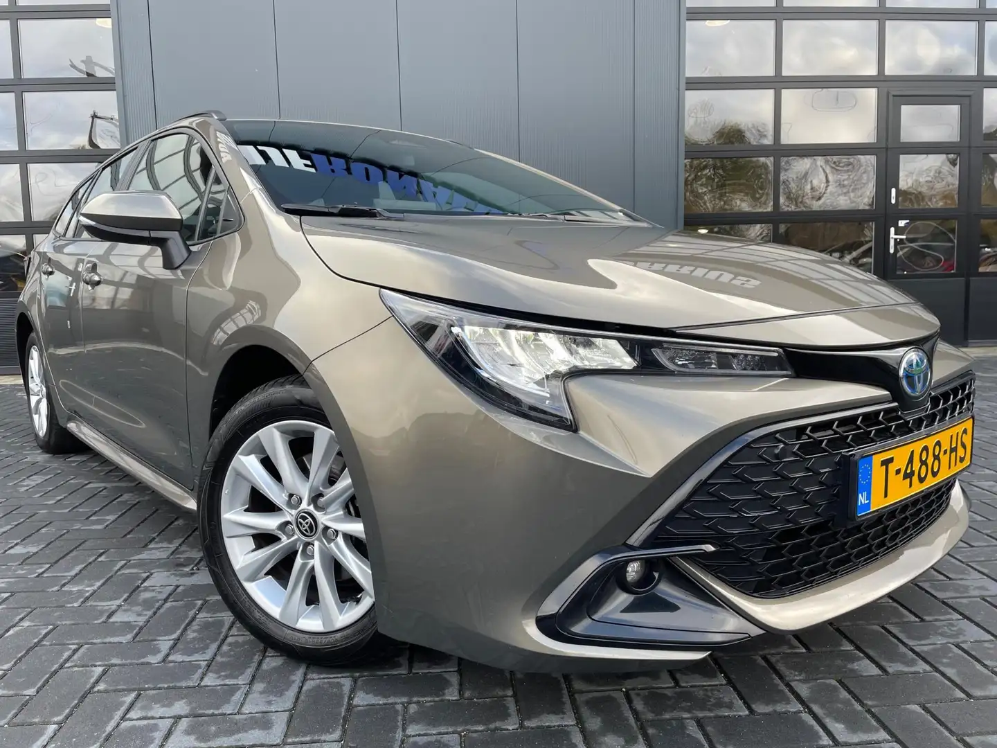 Toyota Corolla Touring Sports Hybrid 140 Active NL.Auto/Camera/1S Brun - 2