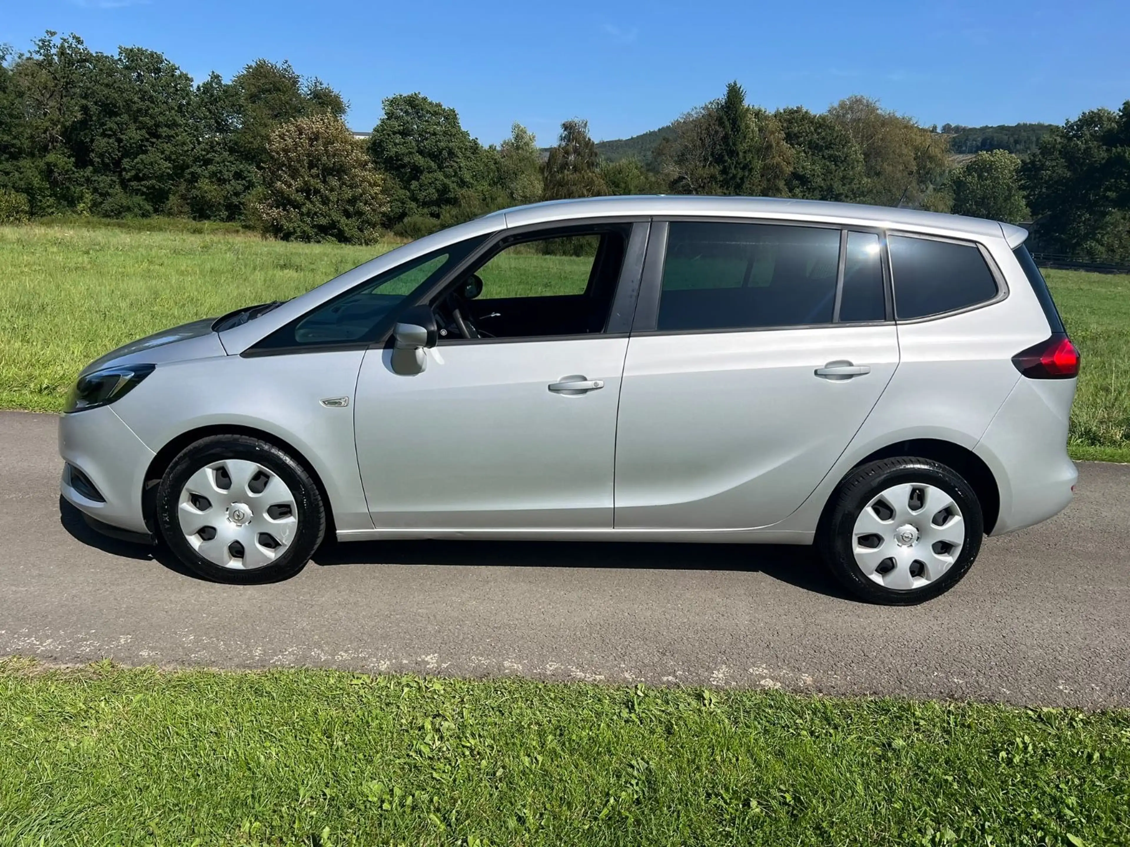 Opel Zafira C Edition Automatik 170ps — photo 2