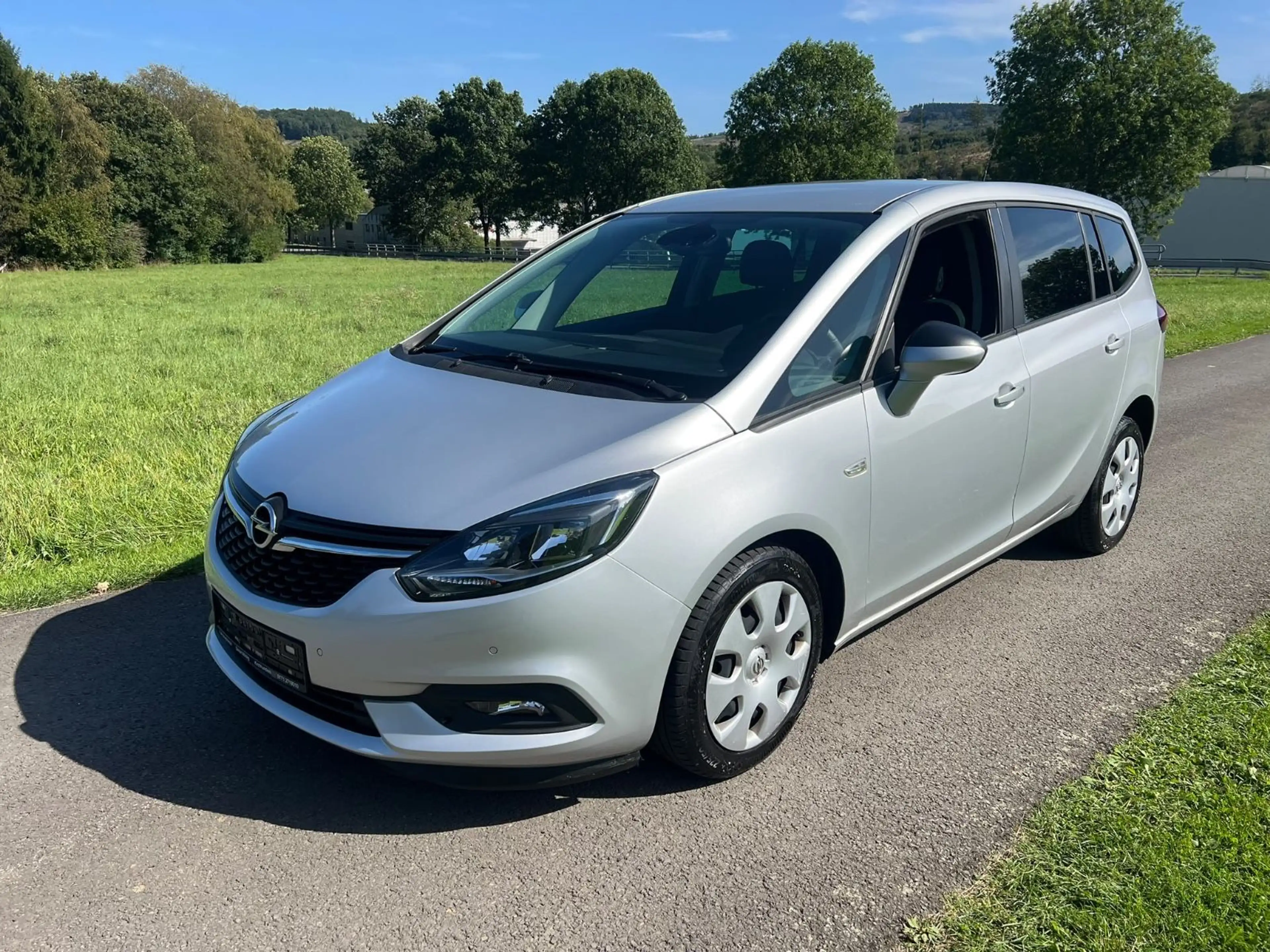 Opel Zafira C Edition Automatik 170ps