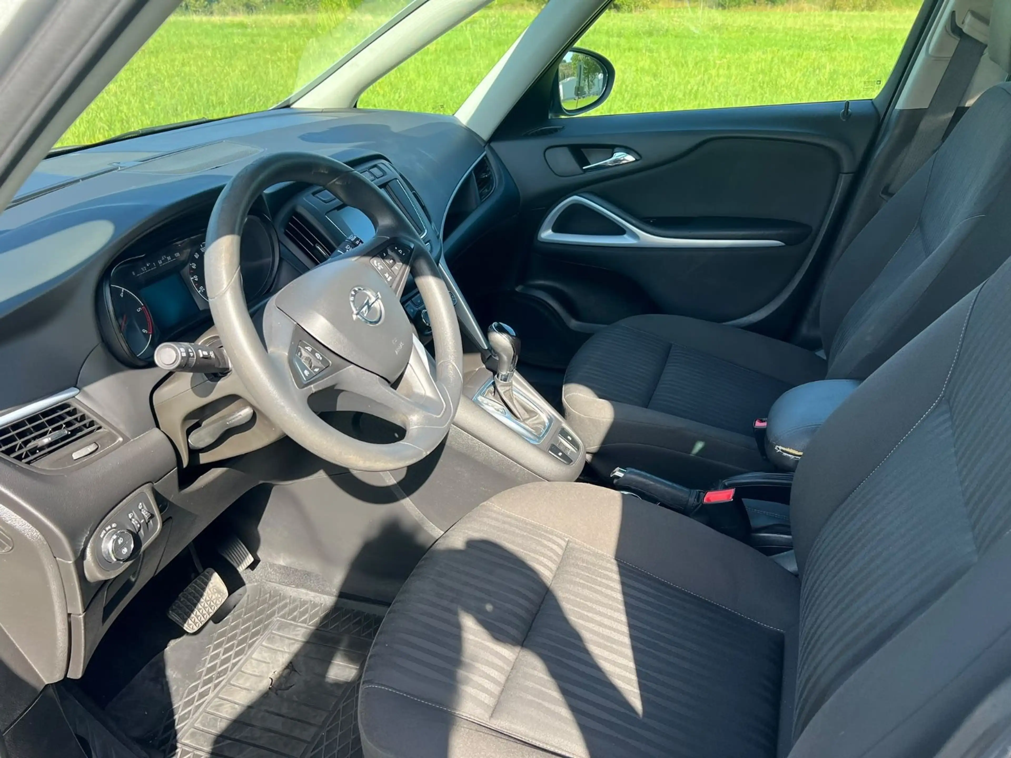 Opel Zafira C Edition Automatik 170ps — photo 9