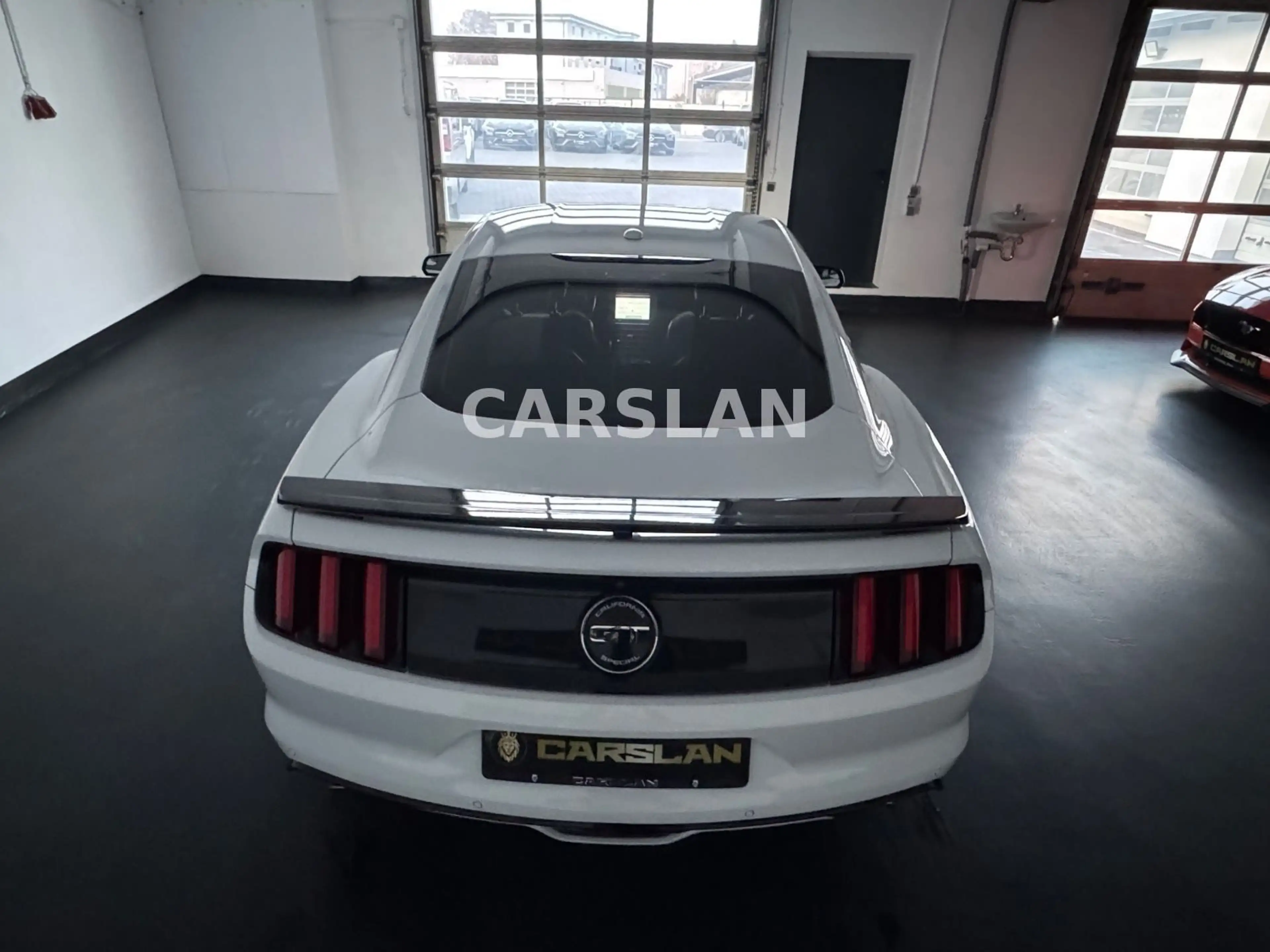Ford Mustang 5.0 V8 SHELBY GT 500 CALIFORNIA EDITION — photo 14