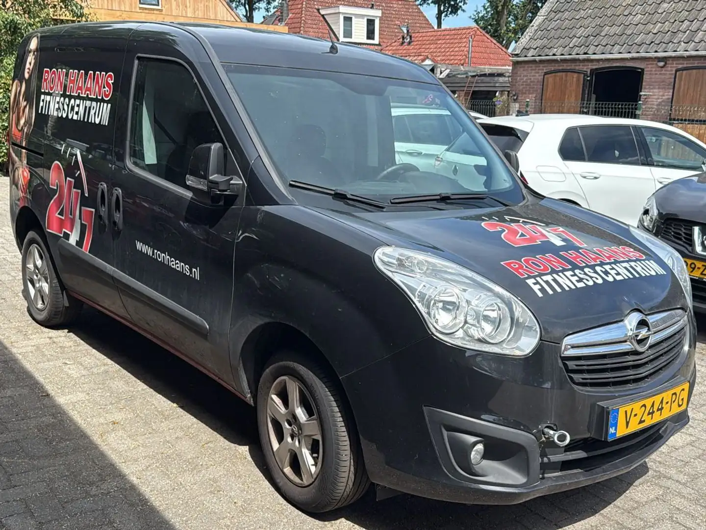 Opel Combo Combo 1.3 CDTi L1H1 Sport Zwart - 1