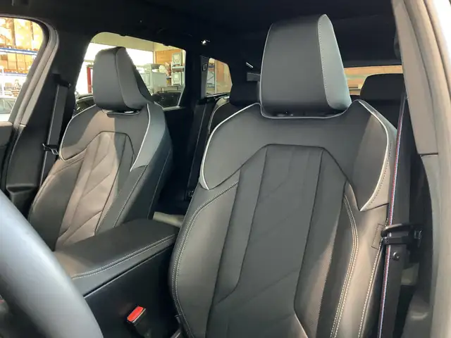 BMW X3 M view 8