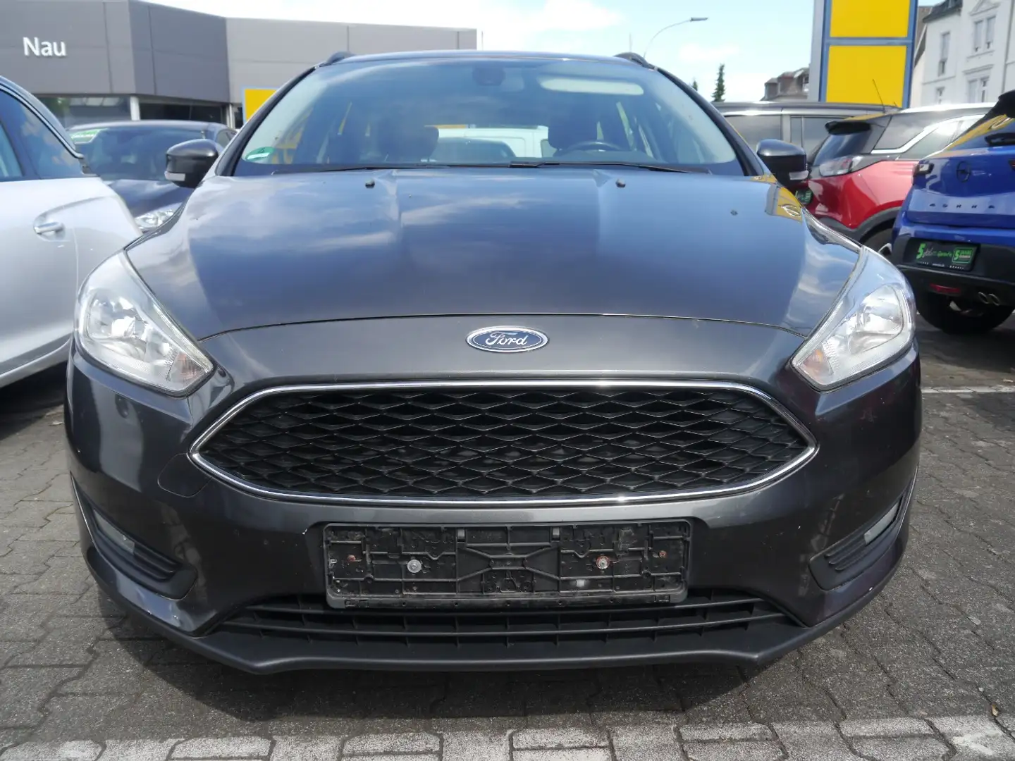 Ford Focus Turnier 1.0 EcoBoost Business Navi+SHZ Grigio - 2