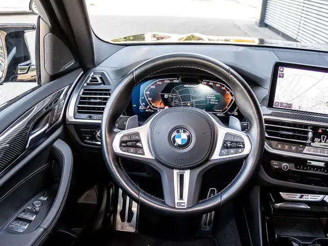 BMW X3 M view 11