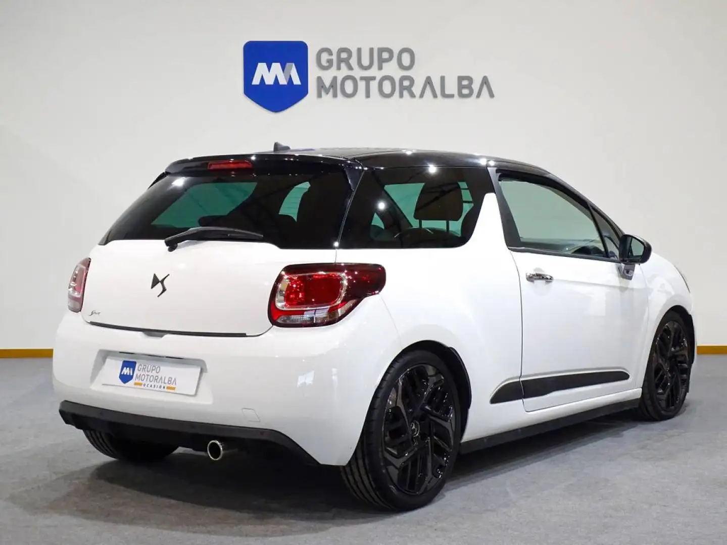 DS Automobiles DS 3 1.6BlueHDI Sport 120 Blanco - 2