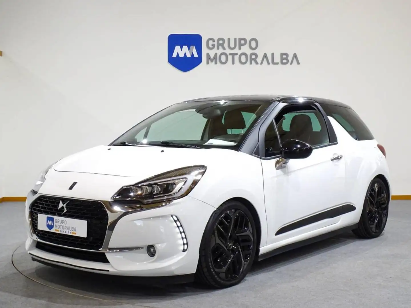 DS Automobiles DS 3 1.6BlueHDI Sport 120 Blanco - 1