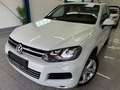 Volkswagen Touareg 3.0 TDI V6*R-LINE*AUT*PANO*BI-XN*DYN*360 Weiß - thumbnail 1