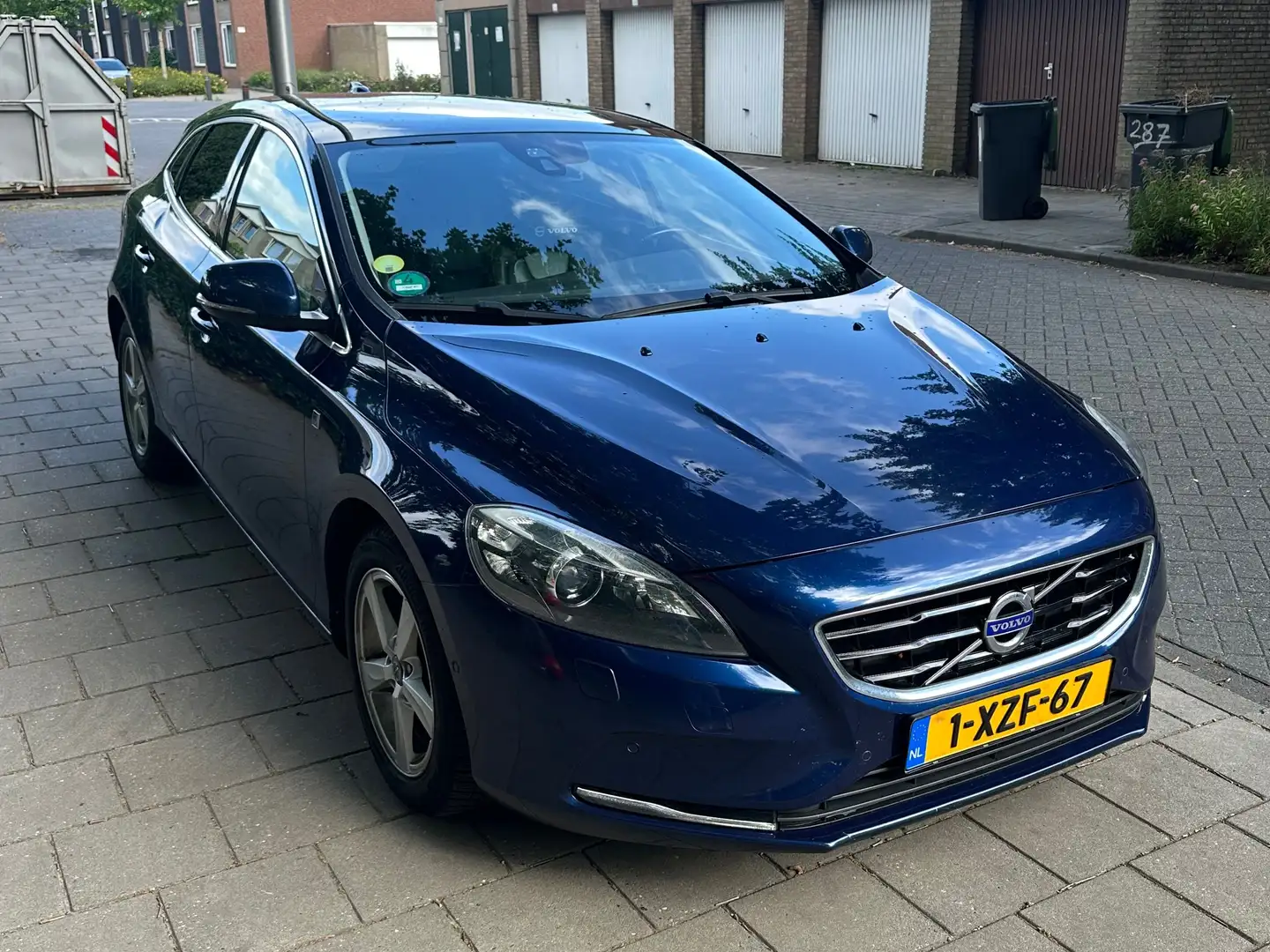 Volvo V40 V40 2.0 D4 Oc. Race Bns Bleu - 1