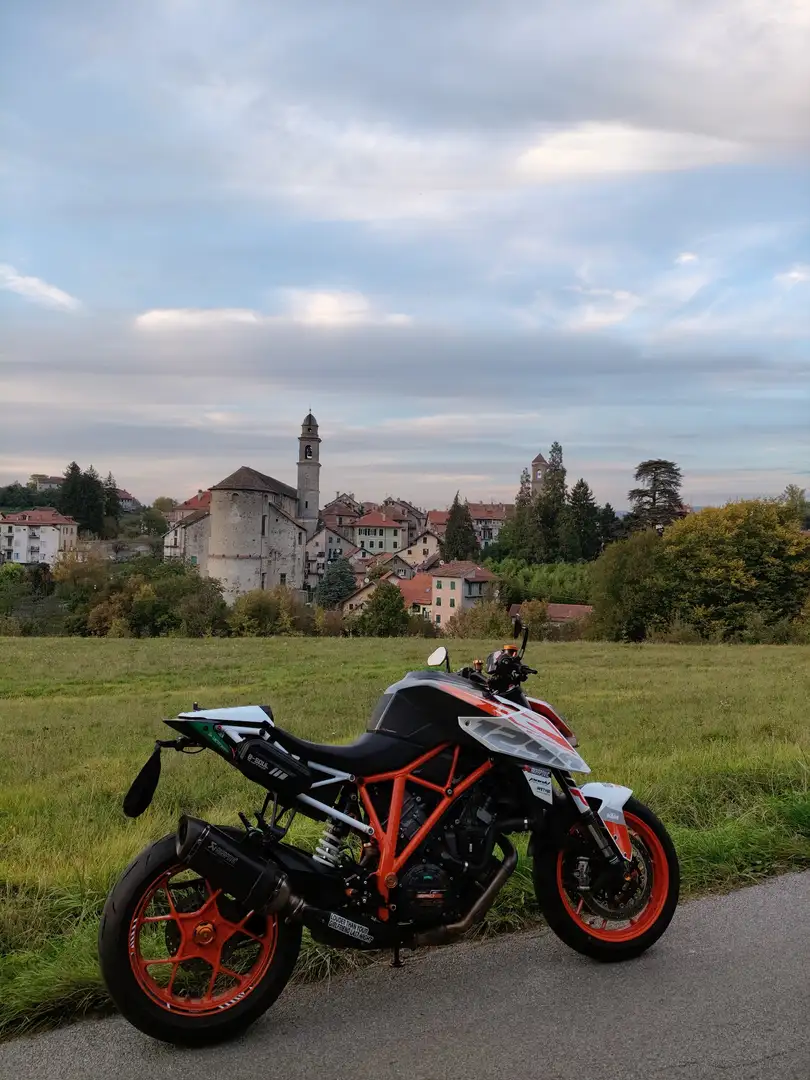 KTM 1290 Super Duke R Arancione - 1