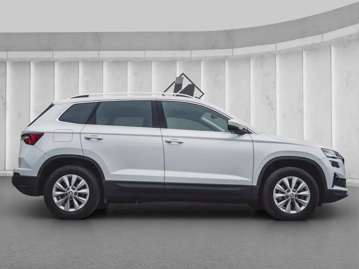 Skoda Karoq 1.5L DSG*LED*PDC*KAM*ACC*Smartlink* Wit - 2