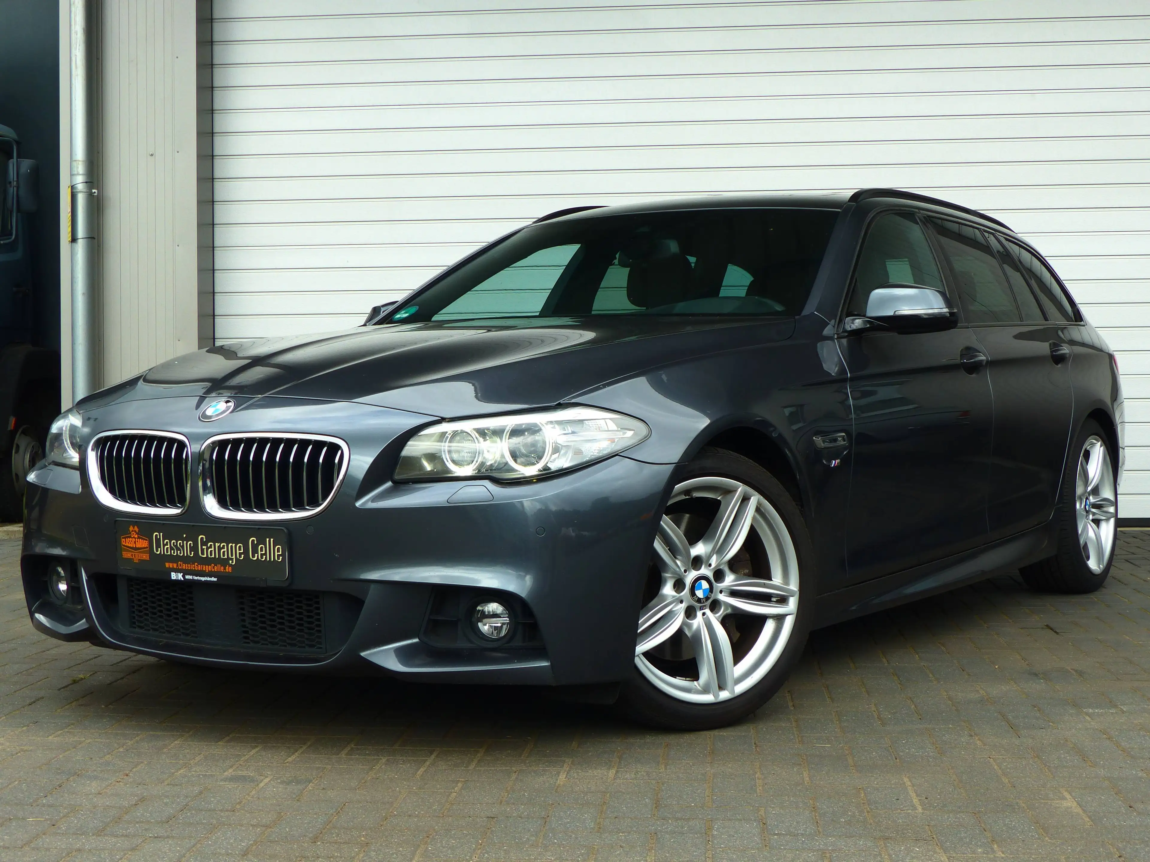 BMW 525 525 d Touring M Paket Pano Sportsitze