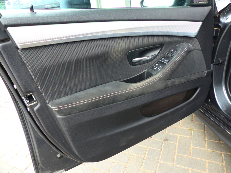 BMW 525 525 d Touring M Paket Pano Sportsitze — photo 10