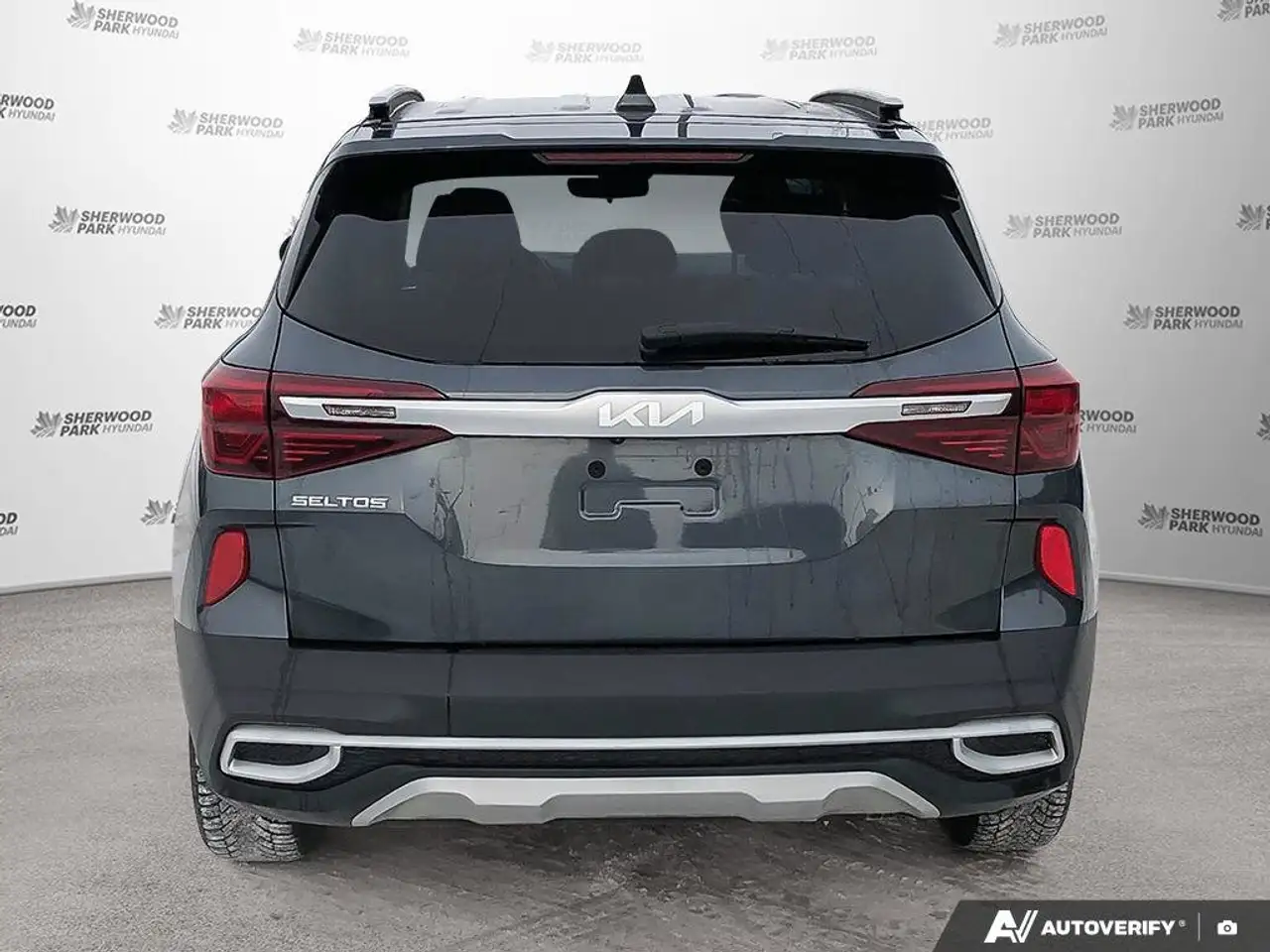 Kia Seltos снимка Kia Seltos