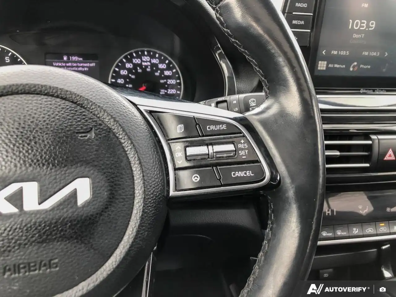 Kia Seltos снимка Kia Seltos