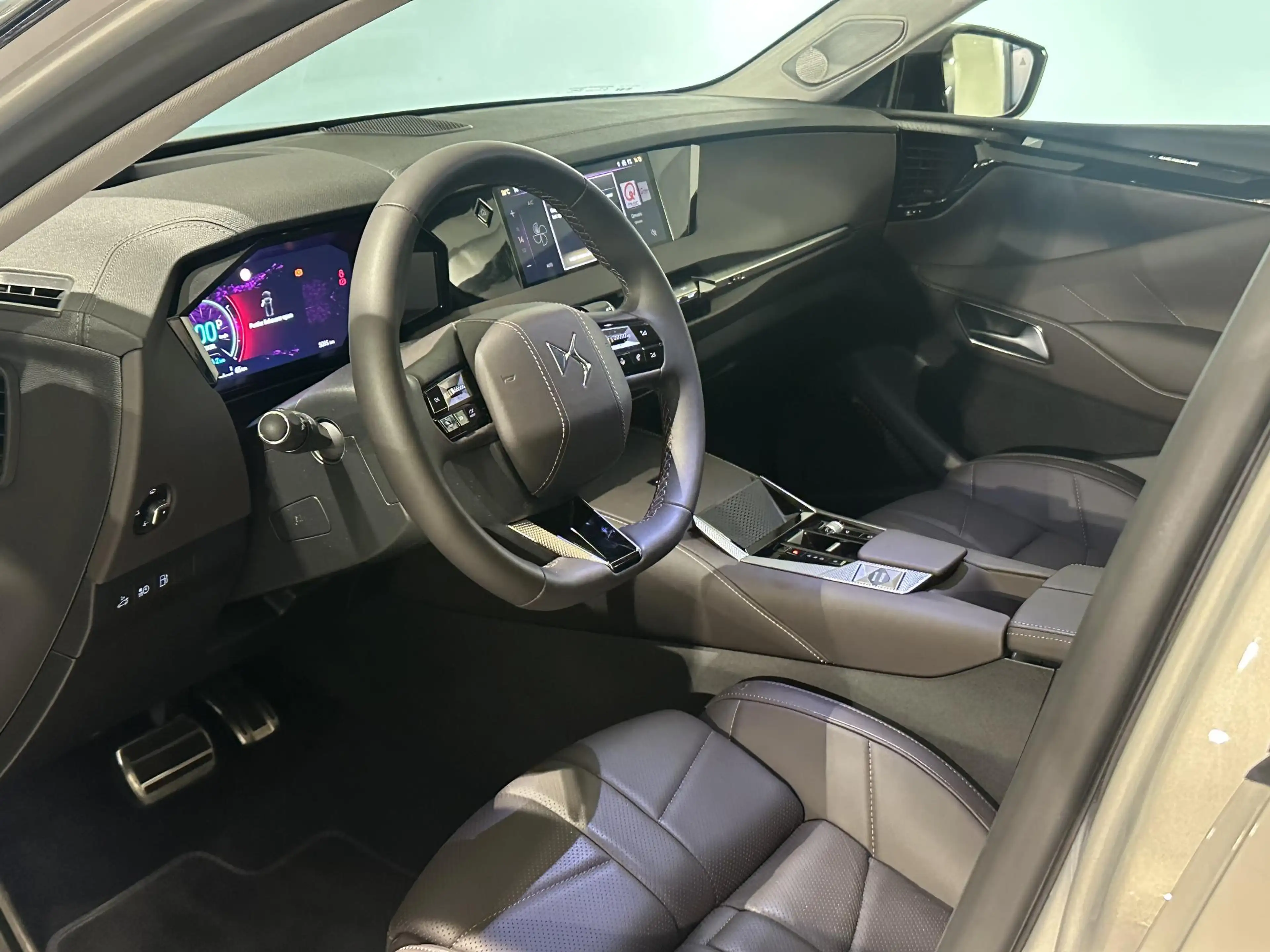 DS Automobiles DS 4 No 1.6 PHEV Etoile Nappa | Panoramisch Schuif kant — photo 14