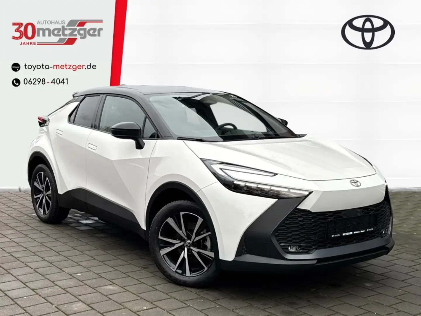 Toyota C-HR 2.0 Plug-In Hybrid Team Deutschland 4x2 +Navi +LED Weiß - 1
