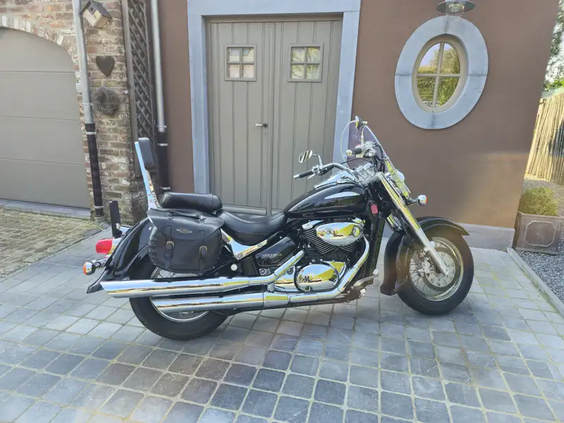 Suzuki VL 800 - foto 2