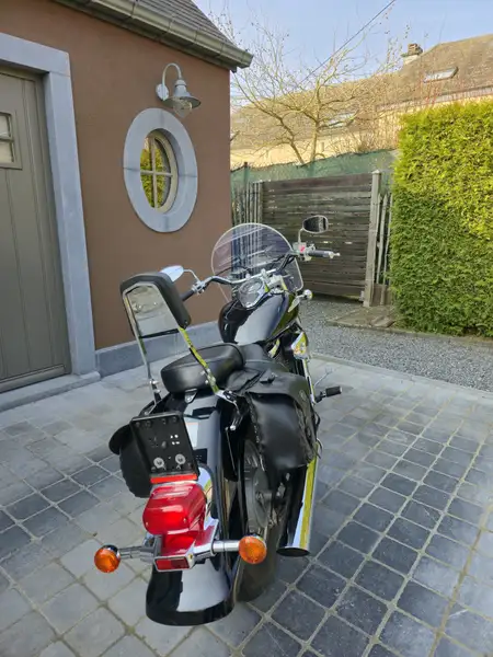 Suzuki VL 800 - foto 4